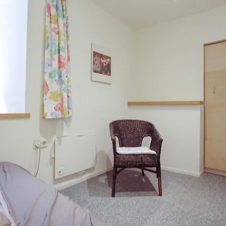 2 Bedroom Cozy In *