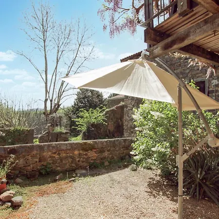2 Bedroom Cozy In Holiday home *